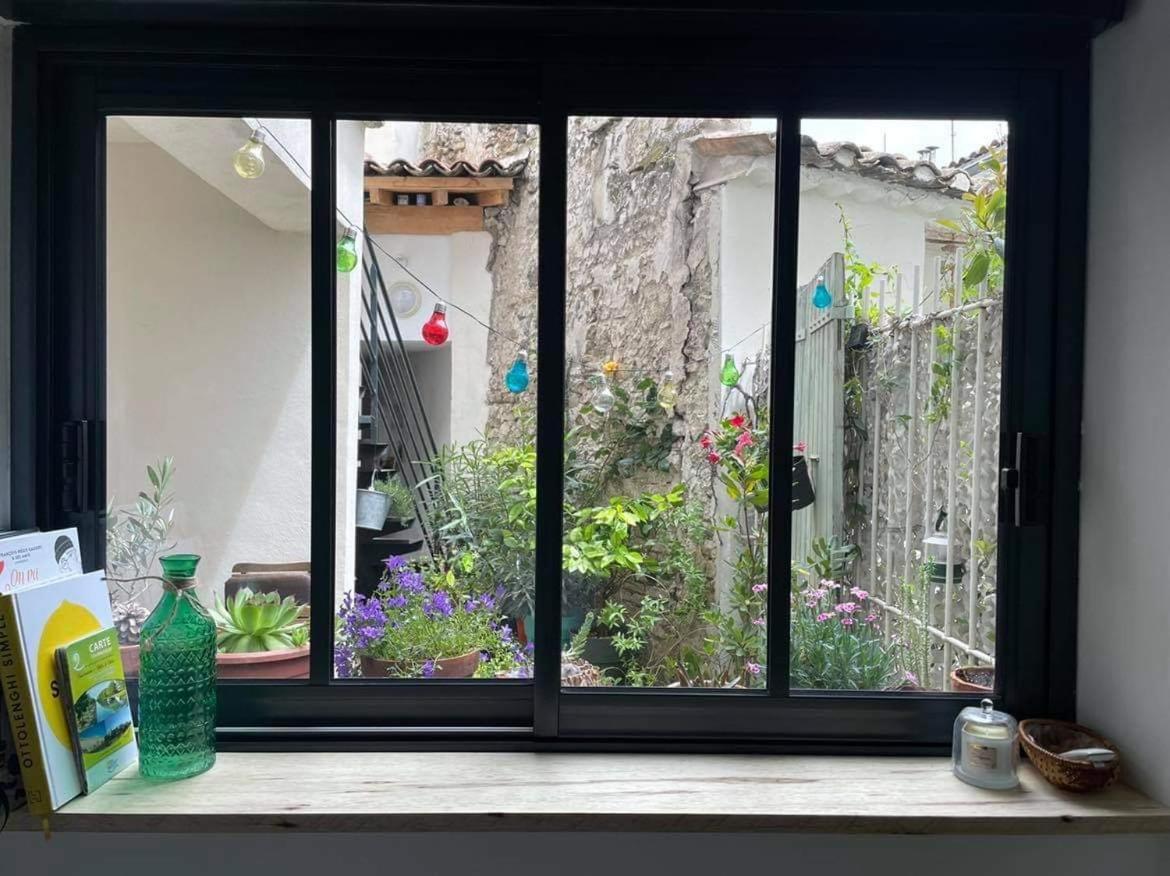 Appartement Au Centre De La Venise Provencale LʼIsle-sur-la-Sorgue Exteriör bild