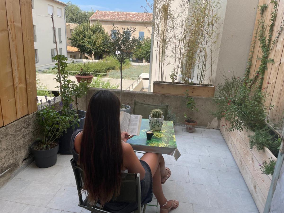 Appartement Au Centre De La Venise Provencale LʼIsle-sur-la-Sorgue Exteriör bild